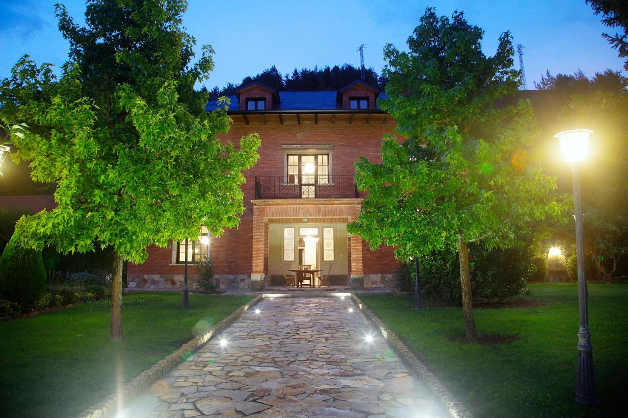 La Torre De Guardiola Chalet Guardiola de Berga